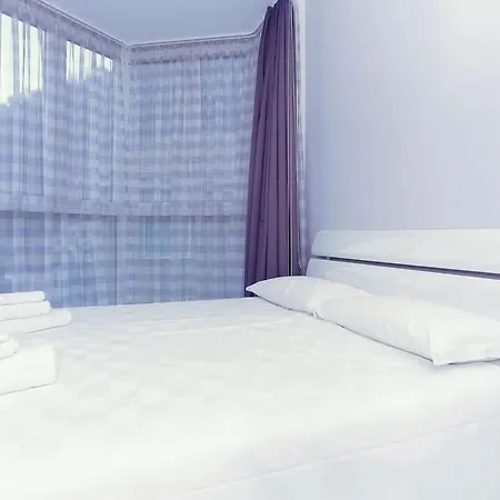 2 Bedroom Golfo Gabella * Maccagno