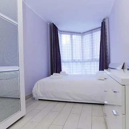 2 Bedroom Golfo Gabella Apartment Maccagno